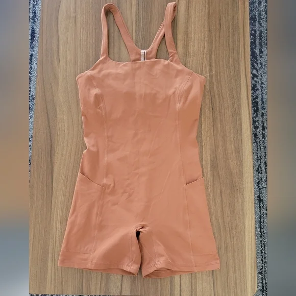 Free People Movement Rust Playset Bodysuit Raceback Pockets Size XS - Picture 2 of 8